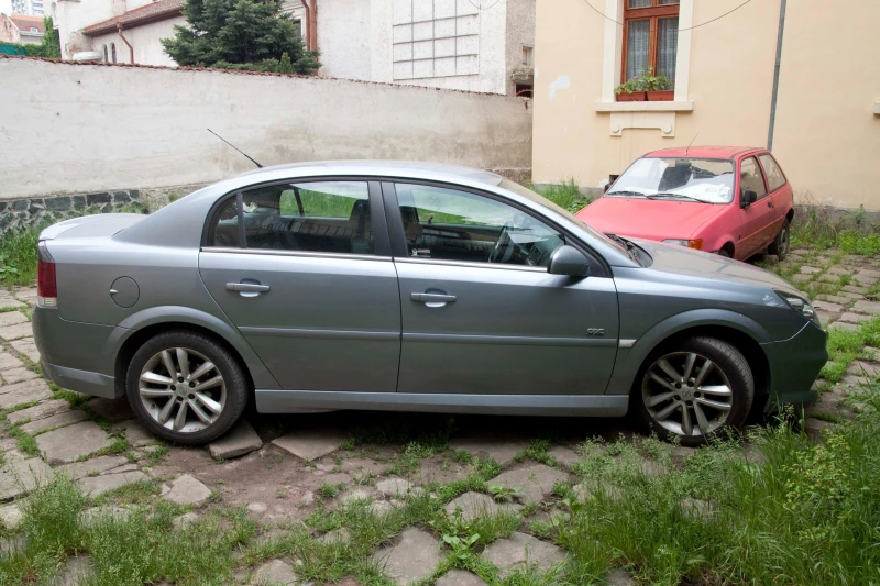 Opel Vectra C, снимка 6 - Автомобили и джипове - 48702755