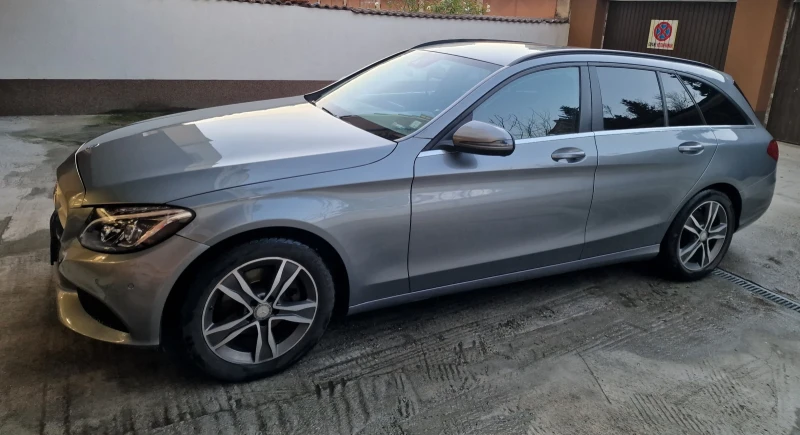 Mercedes-Benz C 220, снимка 3 - Автомобили и джипове - 48731957