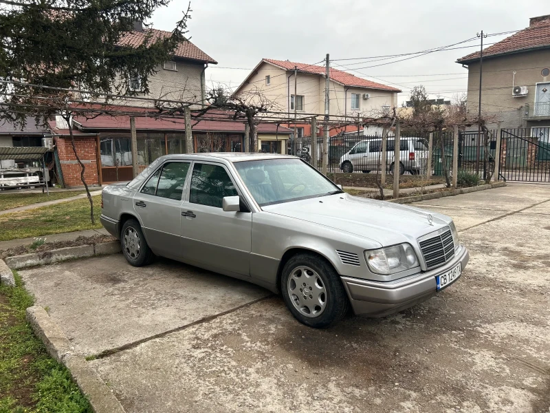 Mercedes-Benz 124 Е250D, снимка 8 - Автомобили и джипове - 49309534