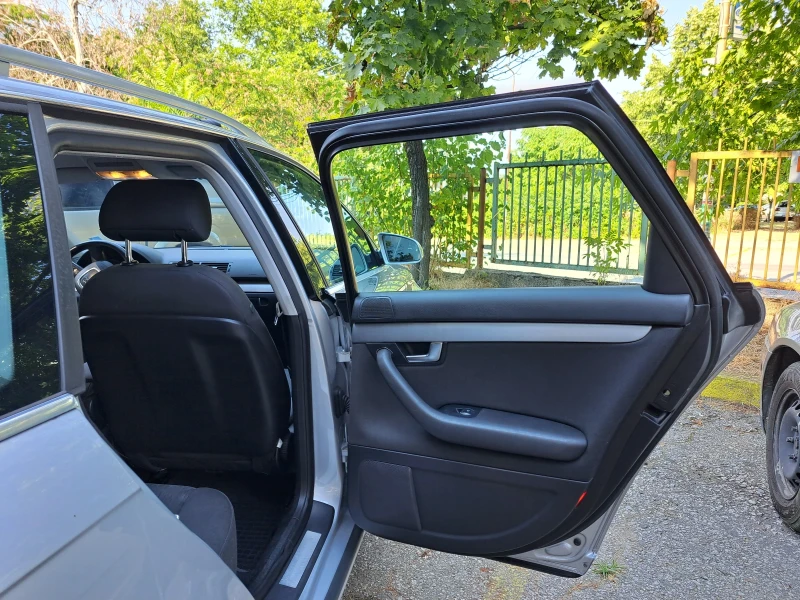Audi A4 2.0 TDI, снимка 8 - Автомобили и джипове - 52088473