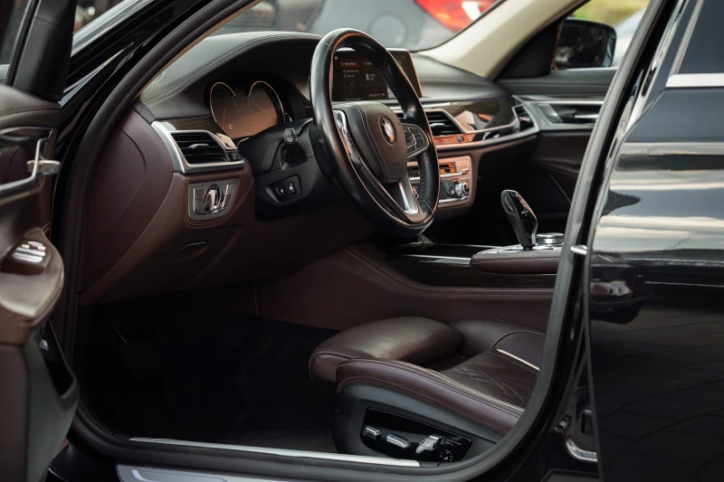 BMW 730 LD Xdrive , снимка 7 - Автомобили и джипове - 51358618