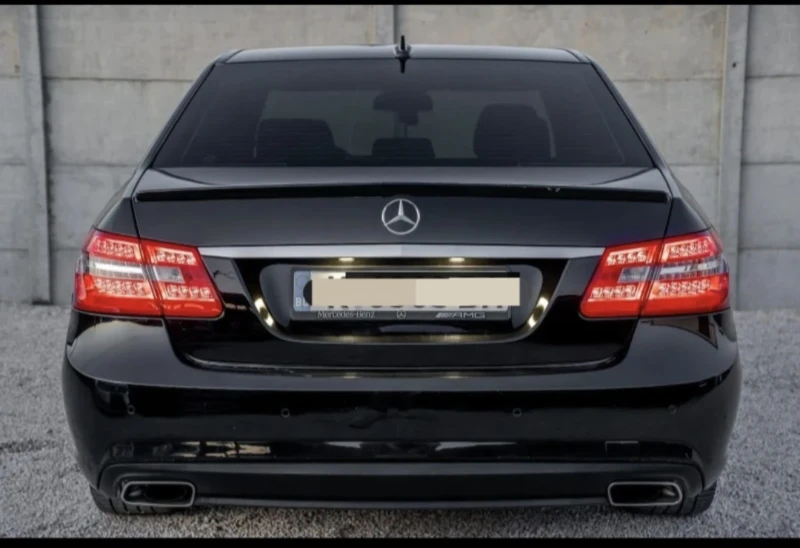 Mercedes-Benz E 350 AMG , снимка 5 - Автомобили и джипове - 51671079