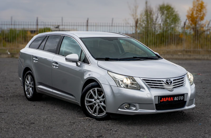 Toyota Avensis 2.2 D-4D БИЗНЕС ИЗПЪЛНЕНИЕ! С ГАРАНЦИЯ!, снимка 3 - Автомобили и джипове - 52038365