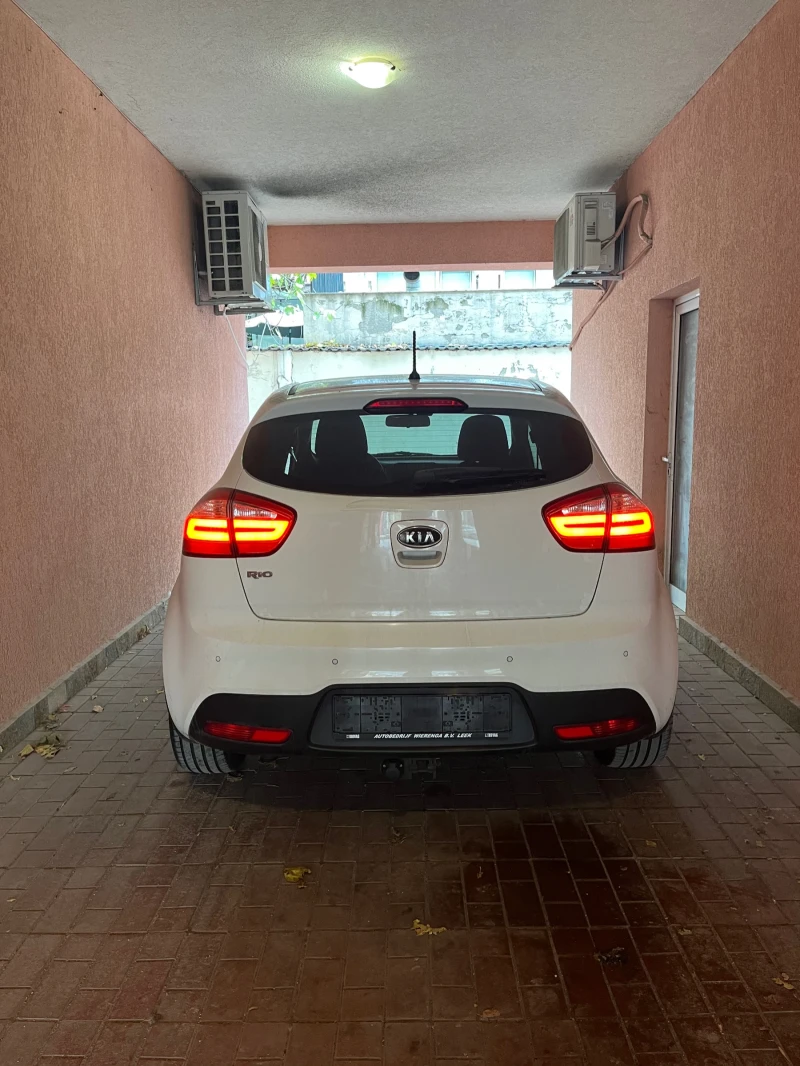Kia Rio Kia Rio 1, 1 tdi , снимка 4 - Автомобили и джипове - 52449535