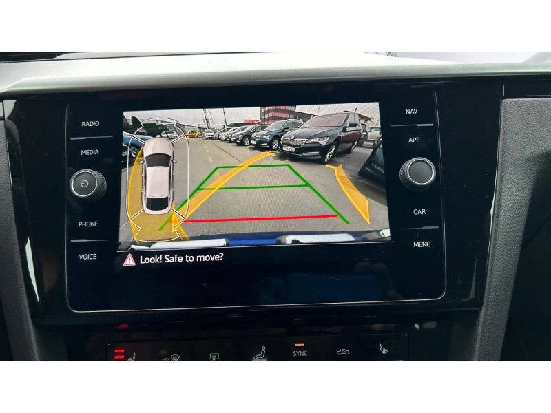 VW Arteon 2.0 TDi DSG SCR  R-Line, Месечна вноска от 747 лв., снимка 16 - Автомобили и джипове - 52655707