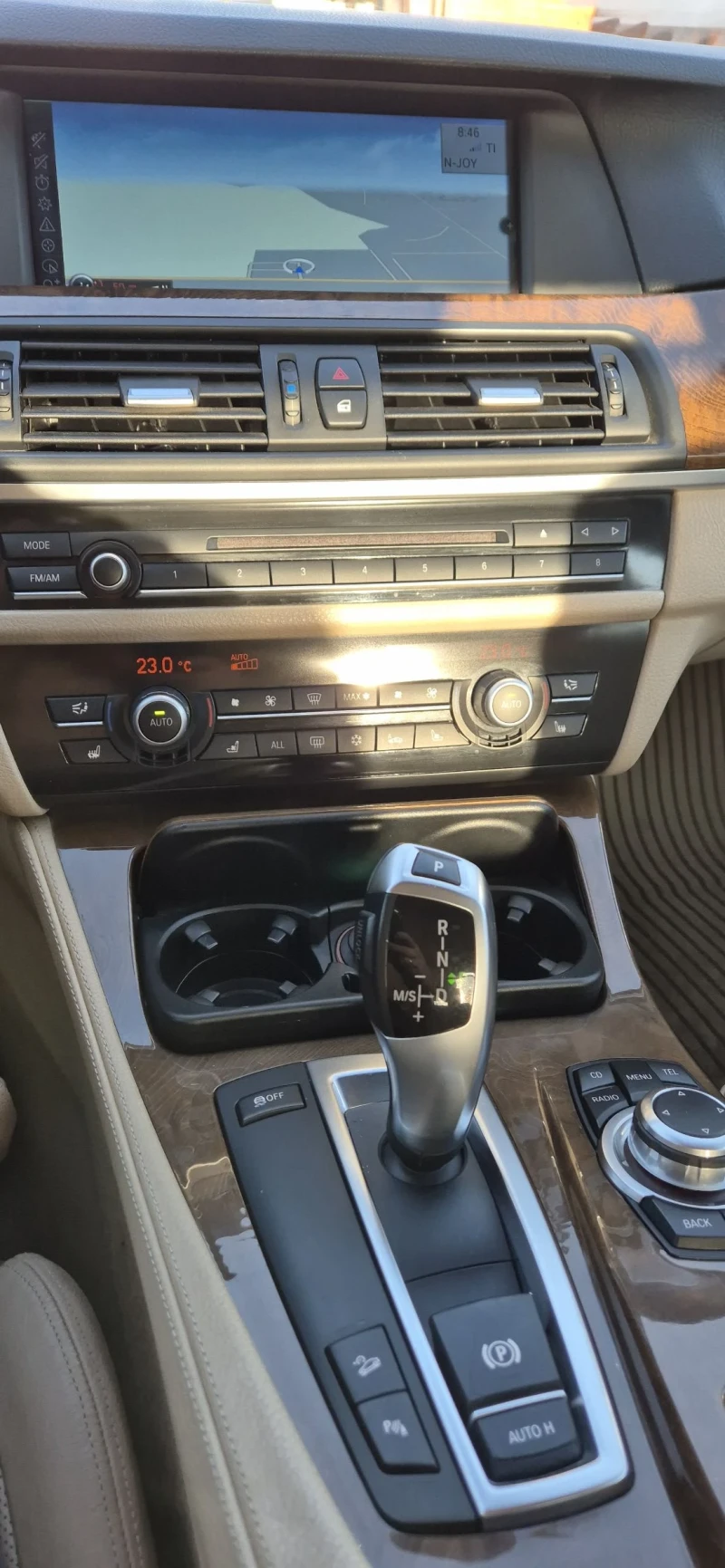 BMW 535 XI, снимка 10 - Автомобили и джипове - 53157128