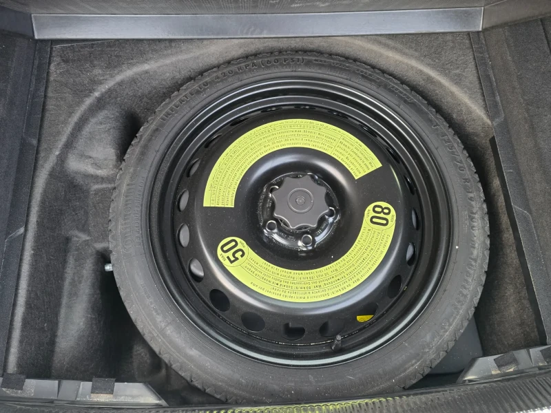 Audi A4 2.0TDI 120кс EURO 5A, снимка 9 - Автомобили и джипове - 53193538