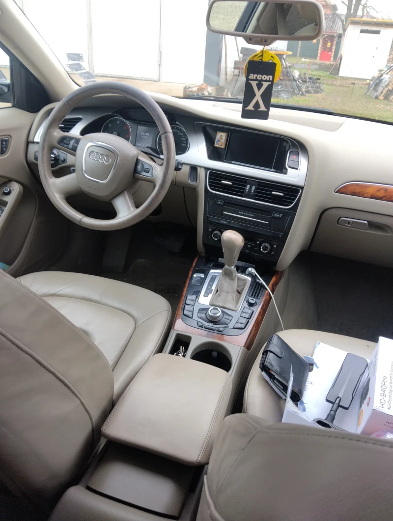 Audi A4, снимка 8 - Автомобили и джипове - 53464545