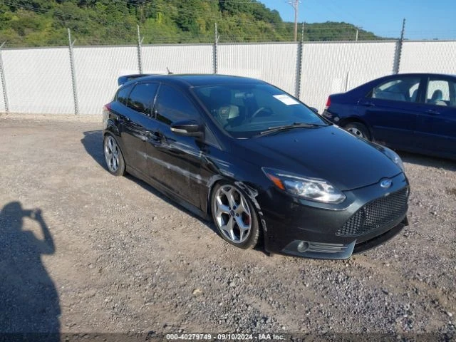 Ford Focus ST, снимка 4 - Автомобили и джипове - 47524089