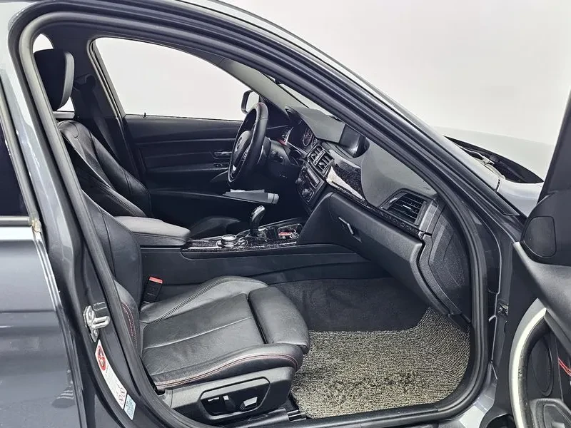 BMW 320, снимка 11 - Автомобили и джипове - 54835907