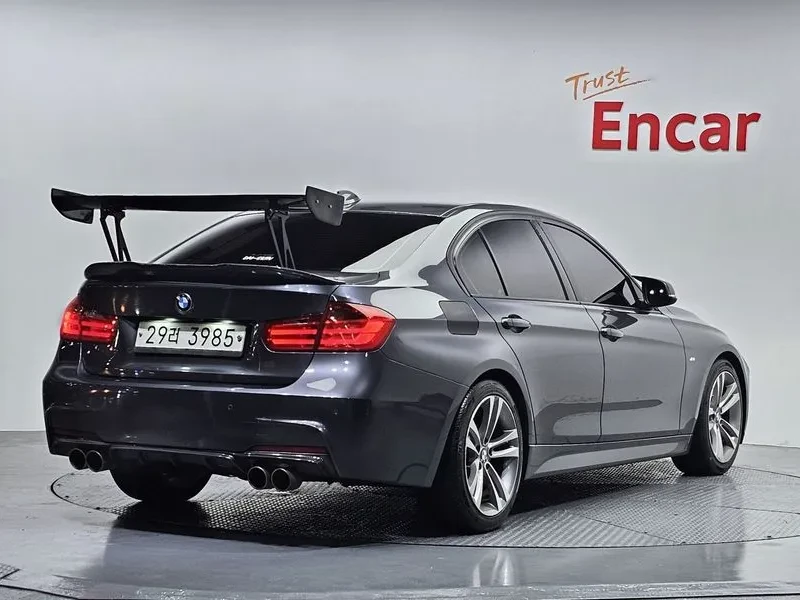BMW 320, снимка 2 - Автомобили и джипове - 54835907