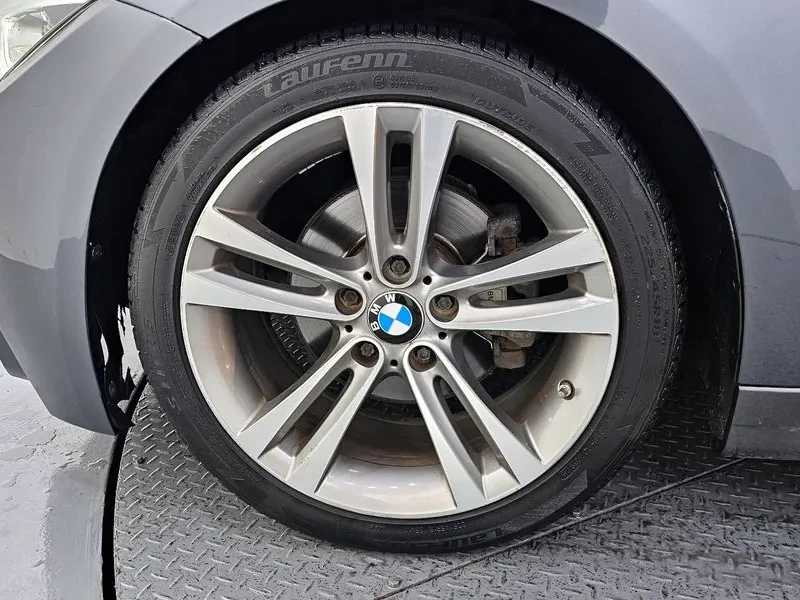 BMW 320, снимка 5 - Автомобили и джипове - 54835907