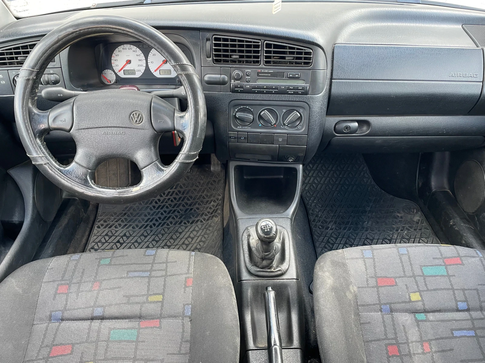 VW Golf LPG-1.8i-90ps-KLIMA - изображение 7