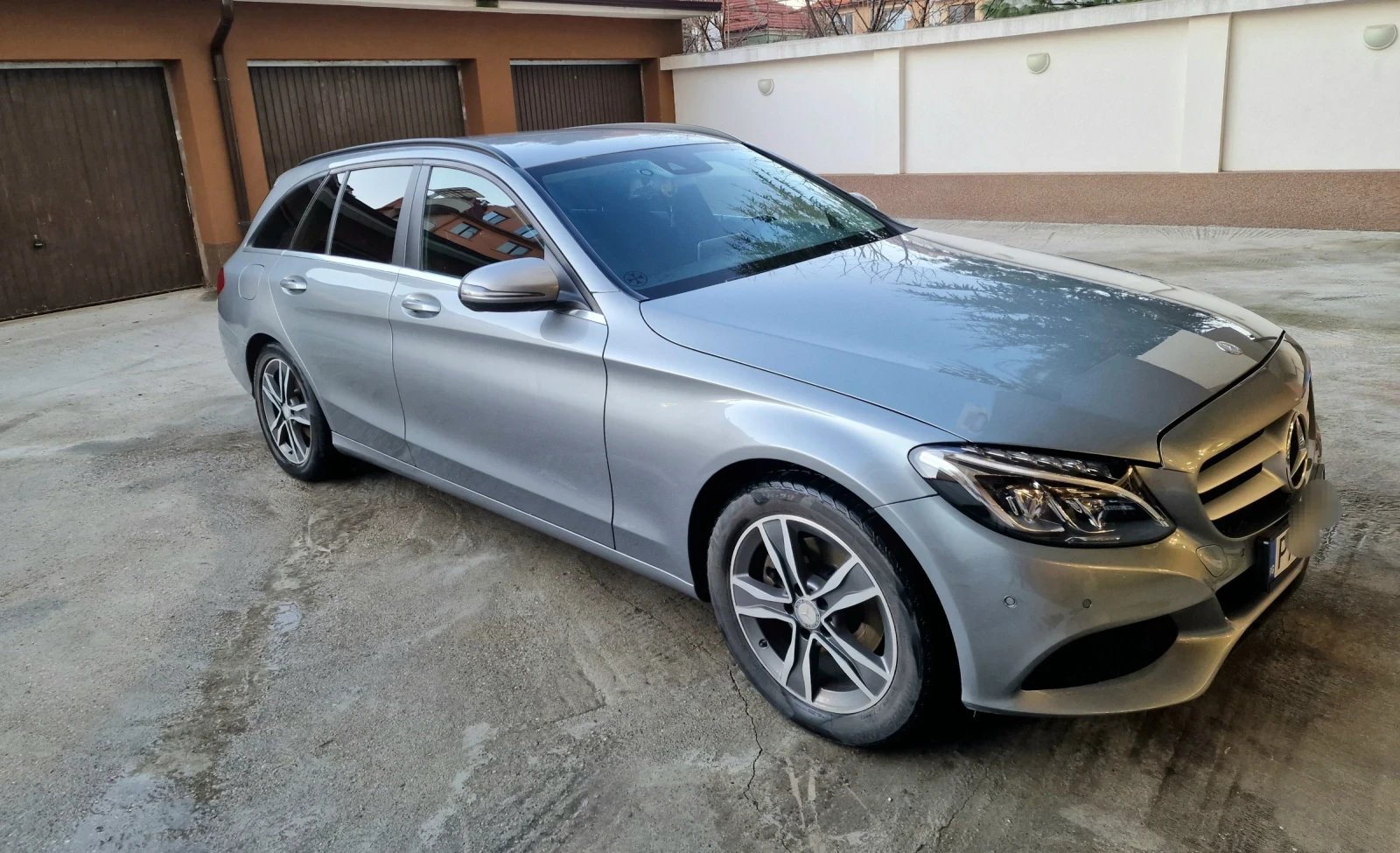 Mercedes-Benz C 220  - изображение 2