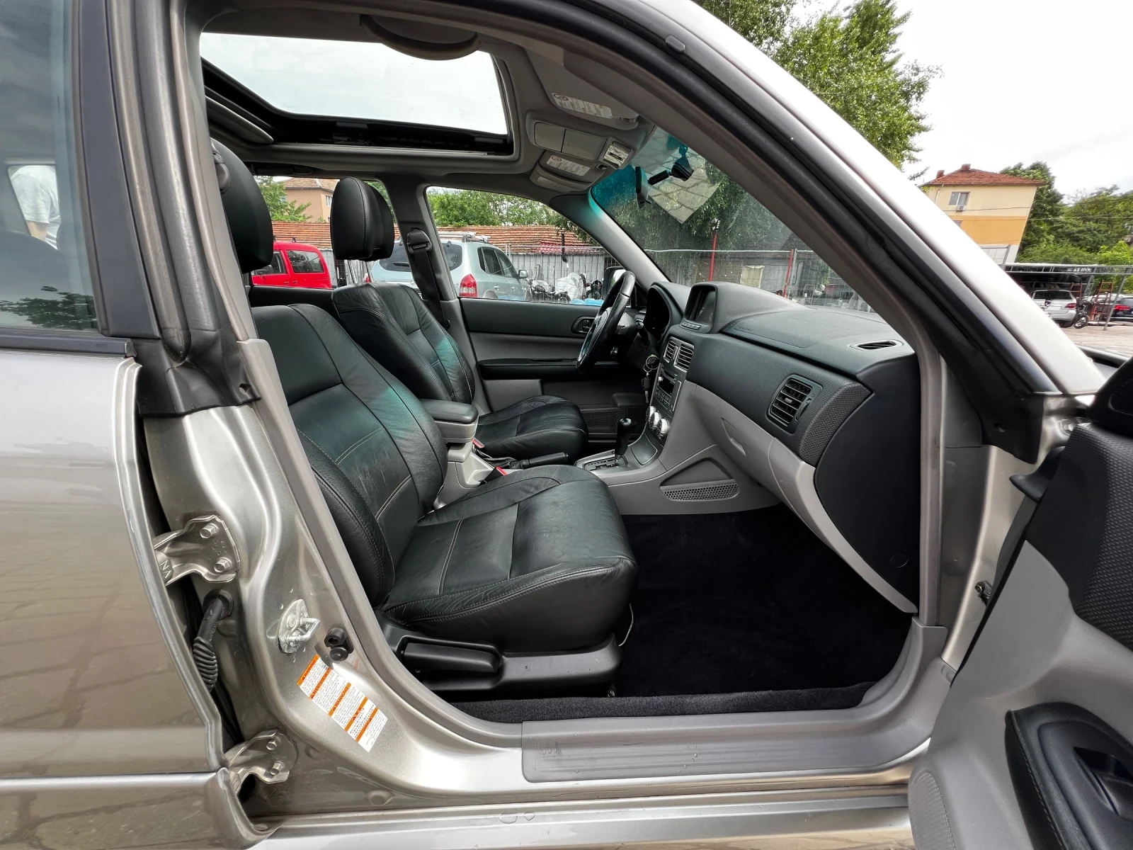 Subaru Forester X* 2.0i* 158кс* АВТОМАТ* ГАЗ* БЕЗ ТОЧКА РЪЖДА* КОЖ - изображение 7