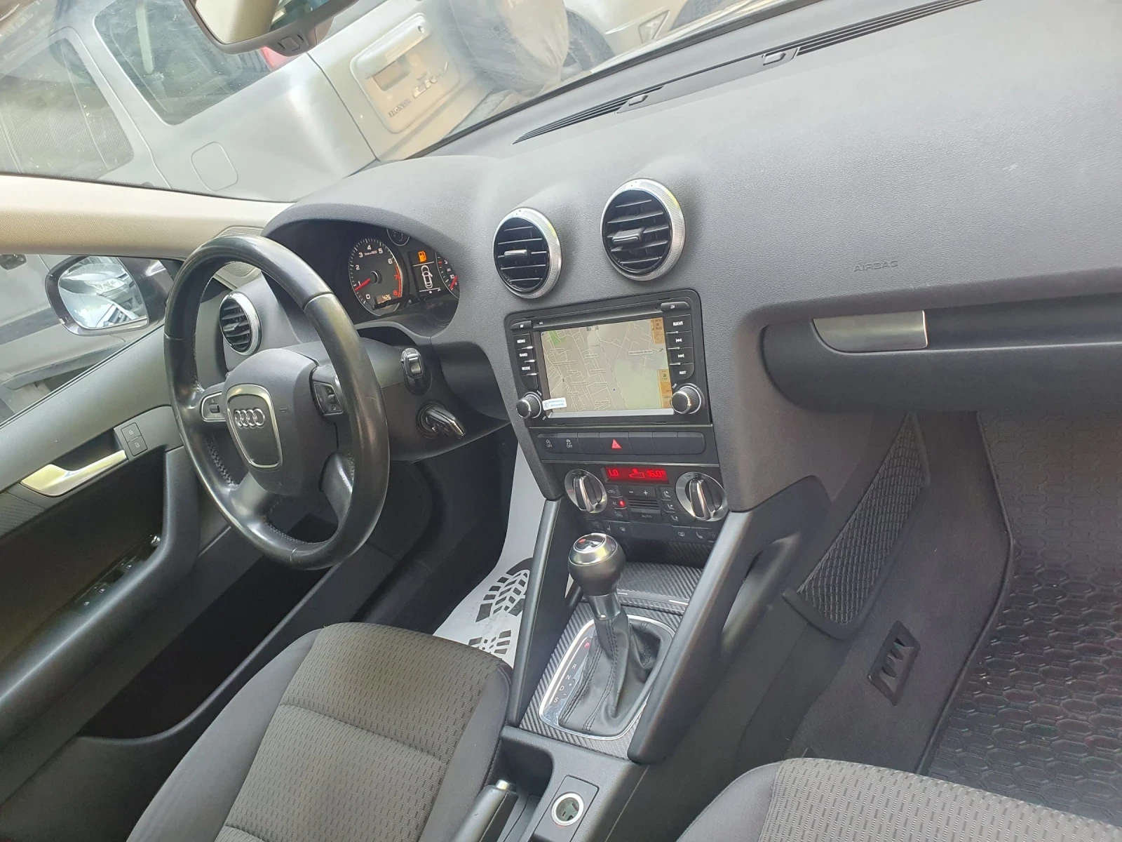 Audi A3 1.2 Т  FULL AUT NAVI PODGREV KAMERA NOVA NOVA NOVA - изображение 10