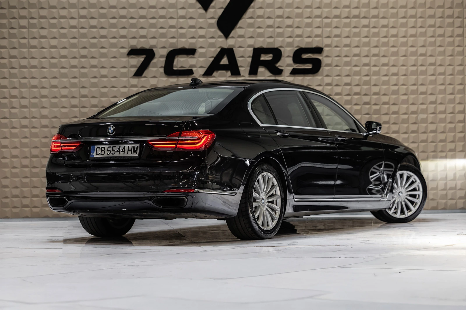 BMW 730 LD Xdrive  - изображение 2