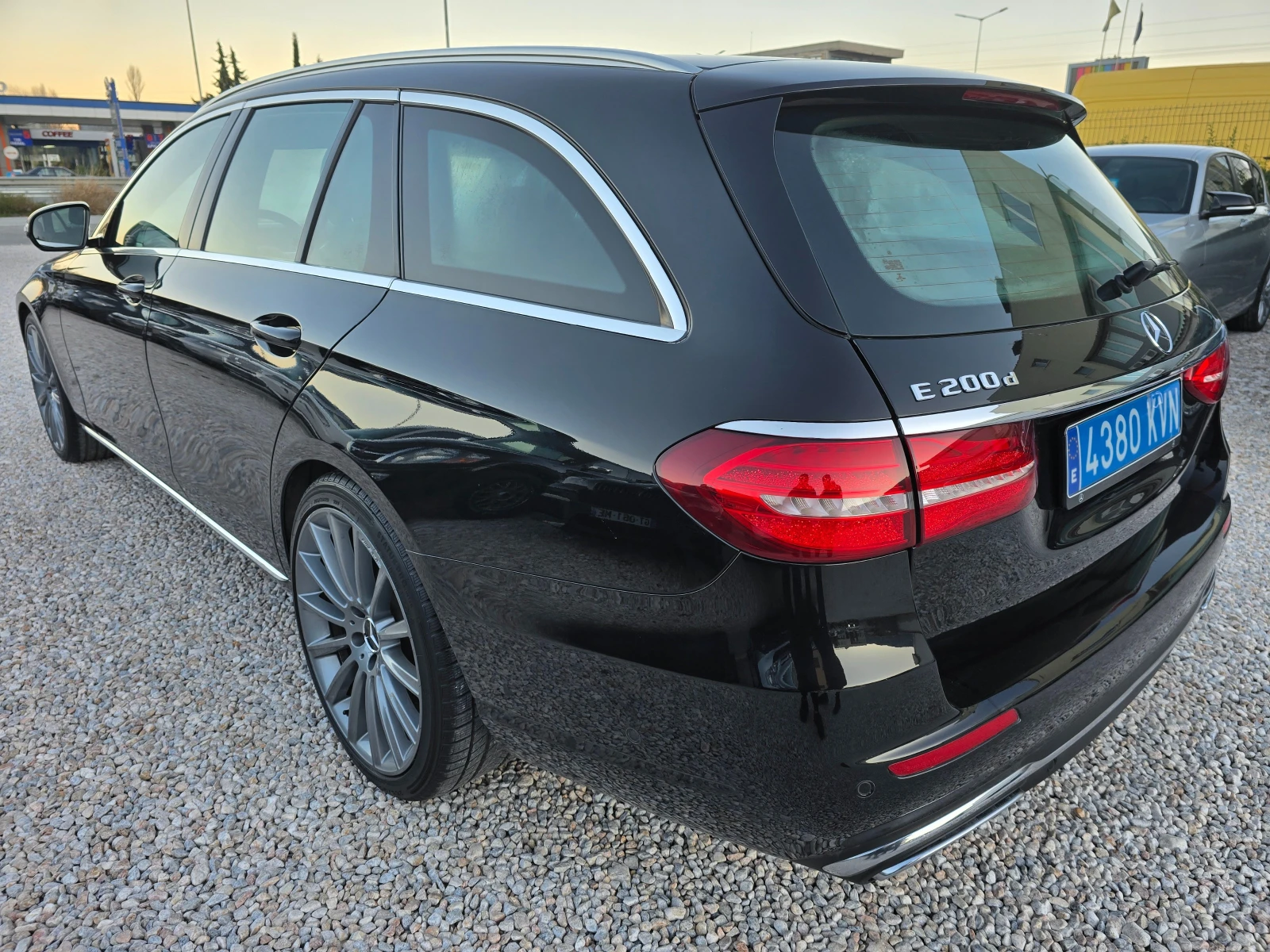 Mercedes-Benz E 200 D AVANTGARDE  - изображение 2