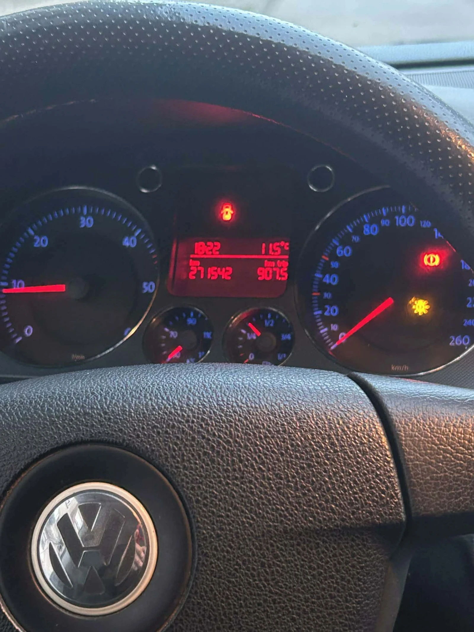 VW Passat 2.0, снимка 6 - Автомобили и джипове - 53824159