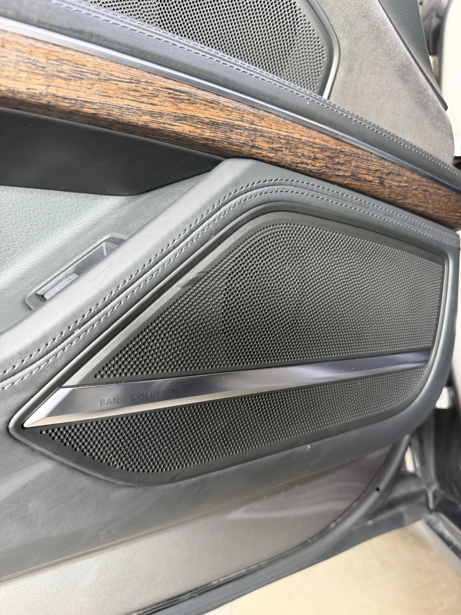 Audi A8 55 TFSI * QUATTRO* FULL ЕКС* B&O* TV* HEAD UP* ШИБ, снимка 13 - Автомобили и джипове - 53976536