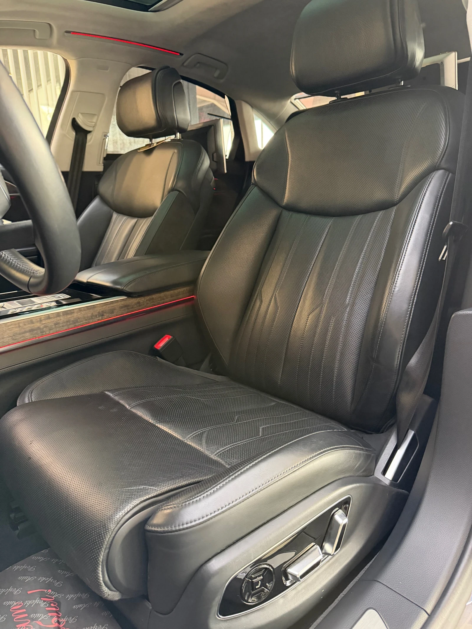 Audi A8 55 TFSI * QUATTRO* FULL ЕКС* B&O* TV* HEAD UP* ШИБ, снимка 15 - Автомобили и джипове - 53976536