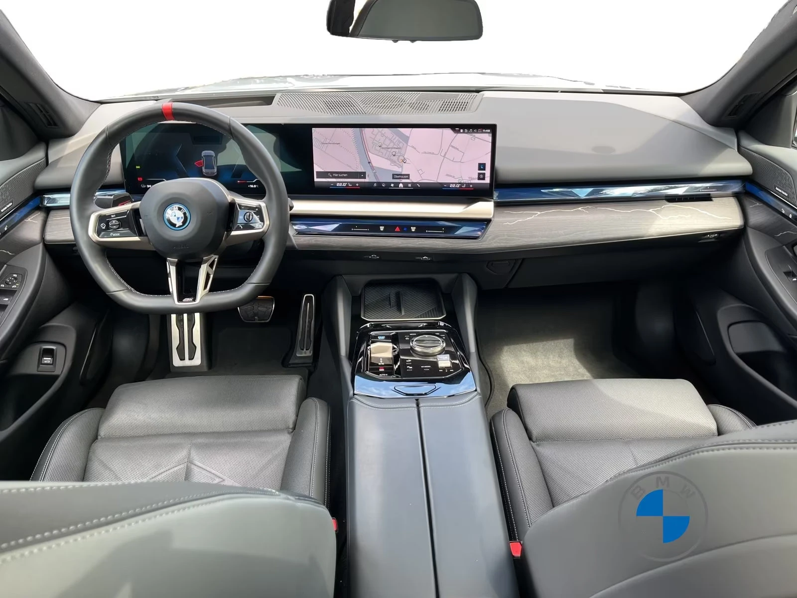 BMW i5 xDRIVE/60/601HP/MSPORTPRO/PANO/ACC/B&W/HUD/217z, снимка 9 - Автомобили и джипове - 54000007