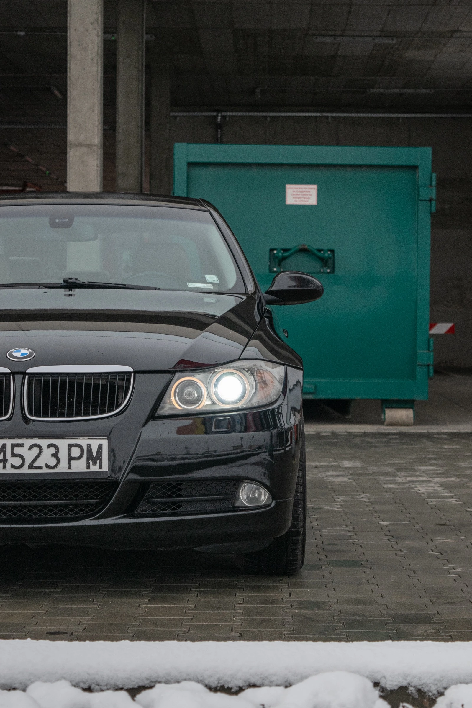 BMW 320 D, снимка 12 - Автомобили и джипове - 54236432
