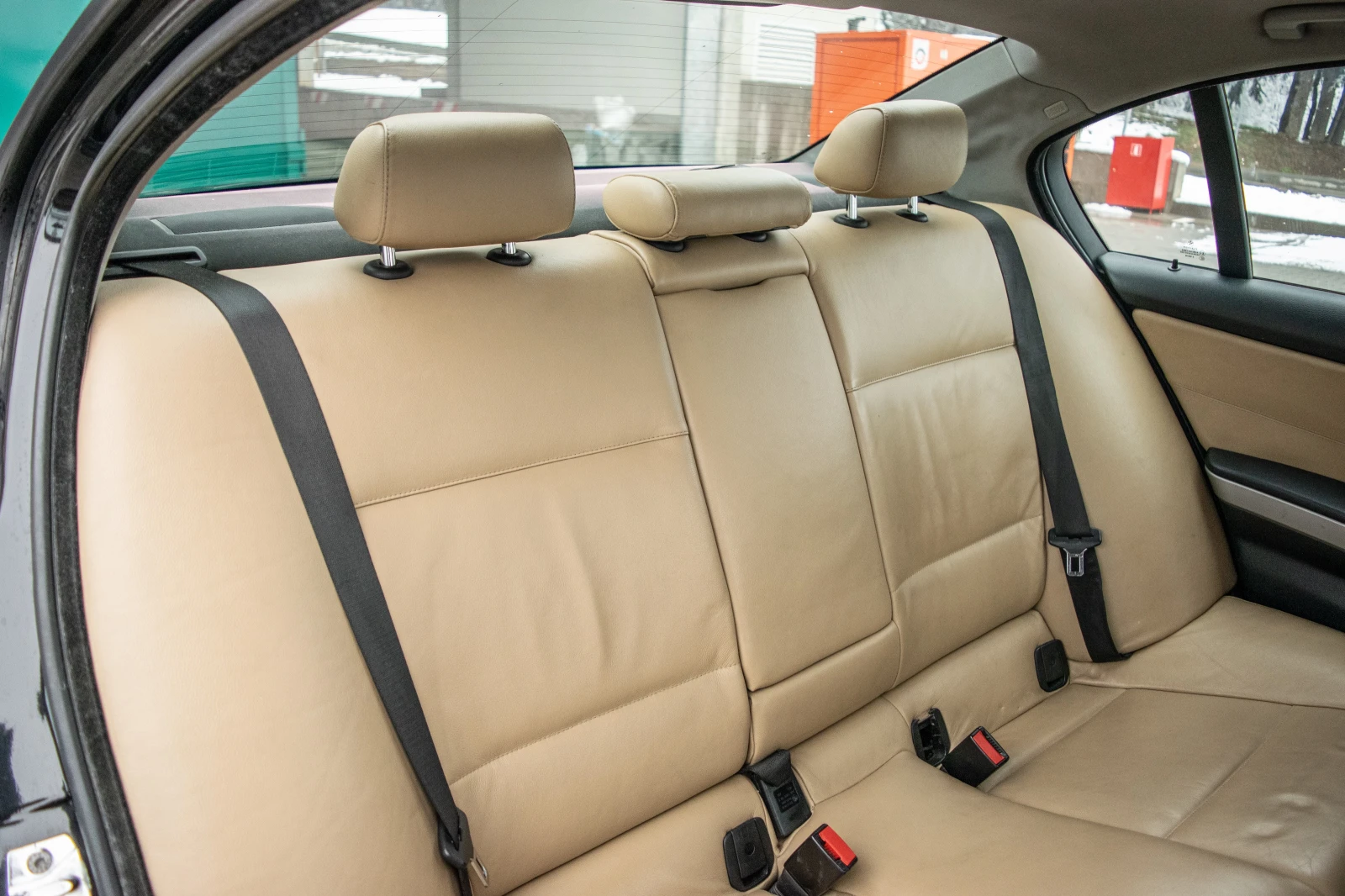 BMW 320 D, снимка 10 - Автомобили и джипове - 54236432