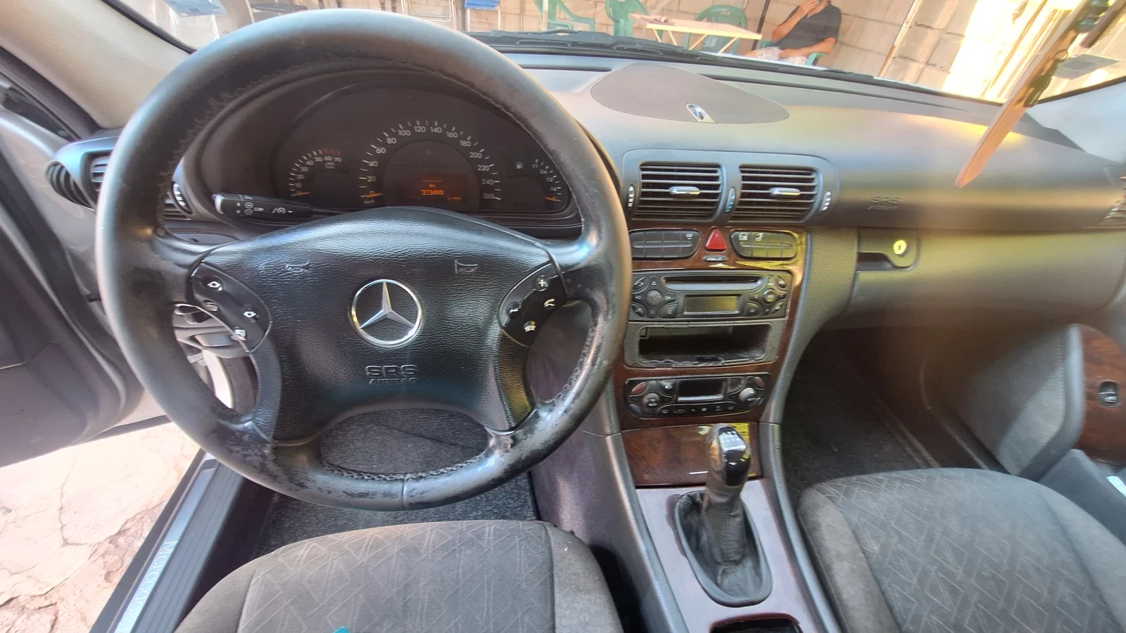 Mercedes-Benz C 200 Газова уредба, снимка 10 - Автомобили и джипове - 54885110