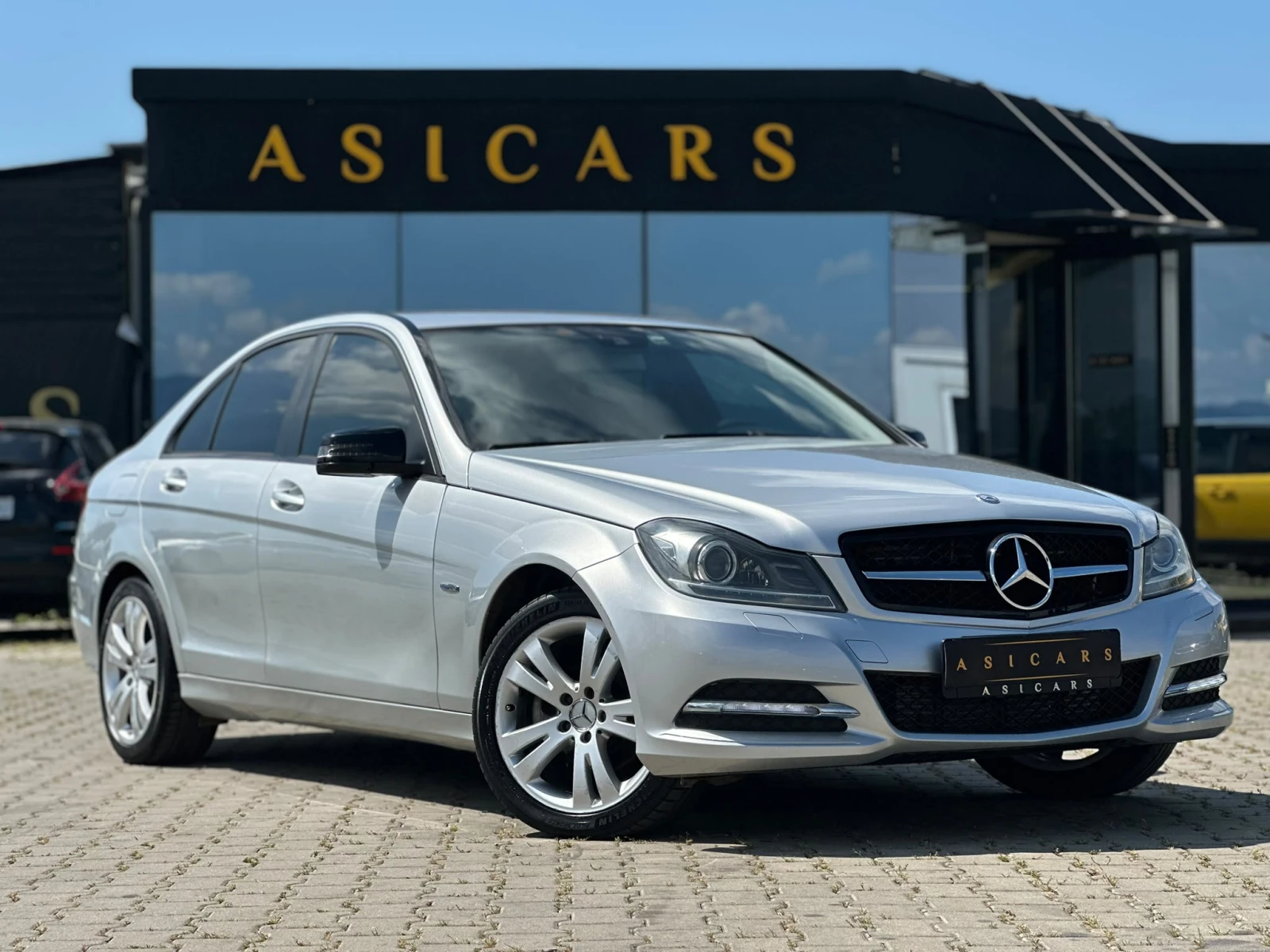 Mercedes-Benz C 200 / 7G TRONIC / FACELIFT / BLUE EFFICIENCY /, снимка 7 - Автомобили и джипове - 54956195