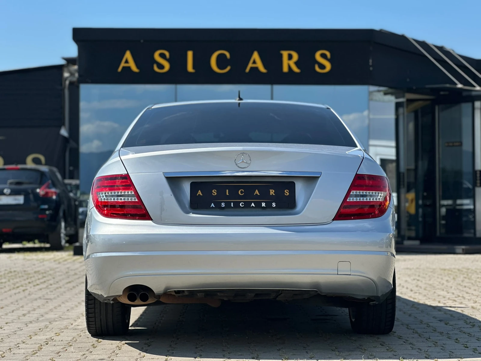 Mercedes-Benz C 200 / 7G TRONIC / FACELIFT / BLUE EFFICIENCY /, снимка 4 - Автомобили и джипове - 54956195
