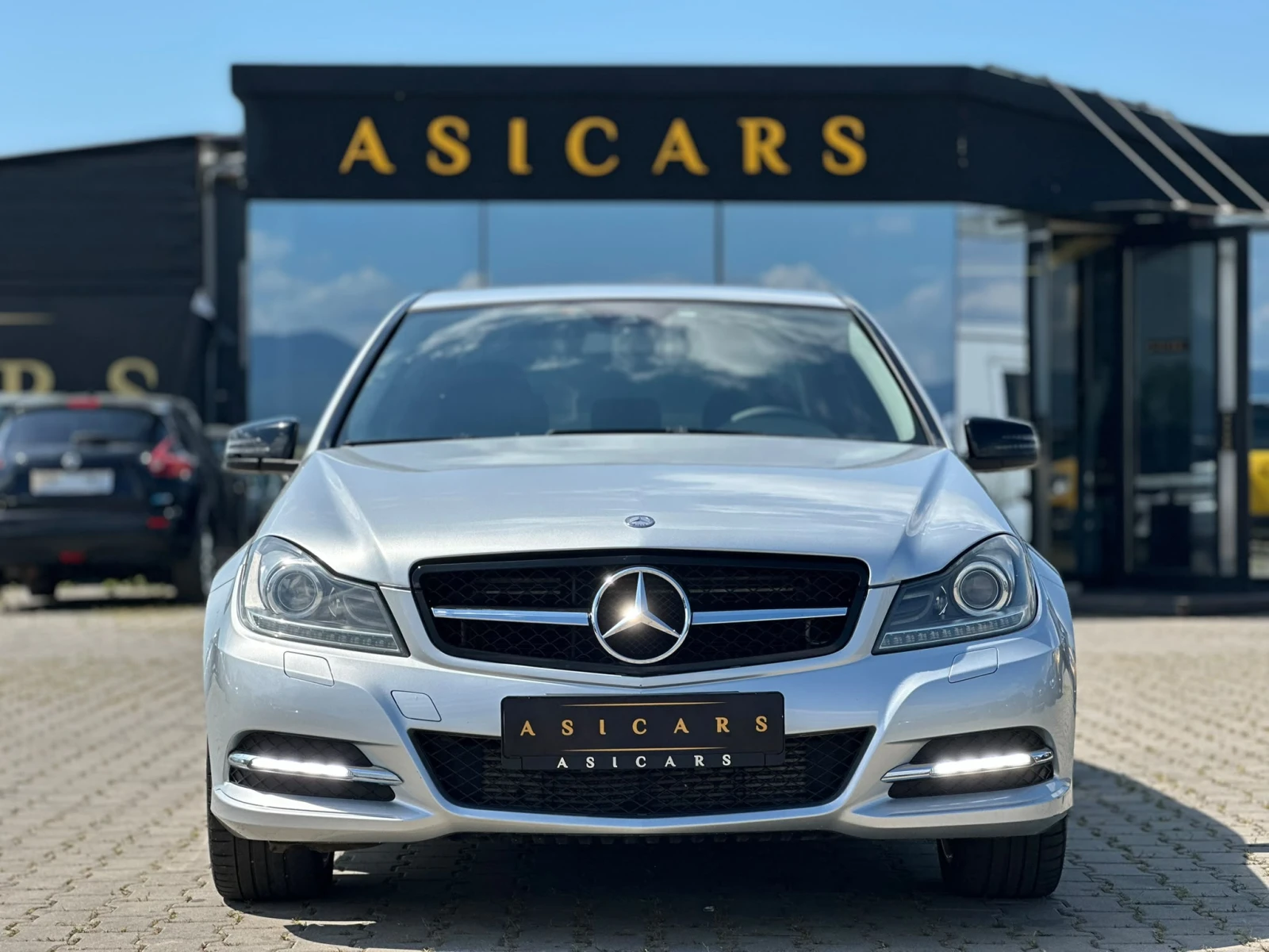 Mercedes-Benz C 200 / 7G TRONIC / FACELIFT / BLUE EFFICIENCY /, снимка 8 - Автомобили и джипове - 54956195
