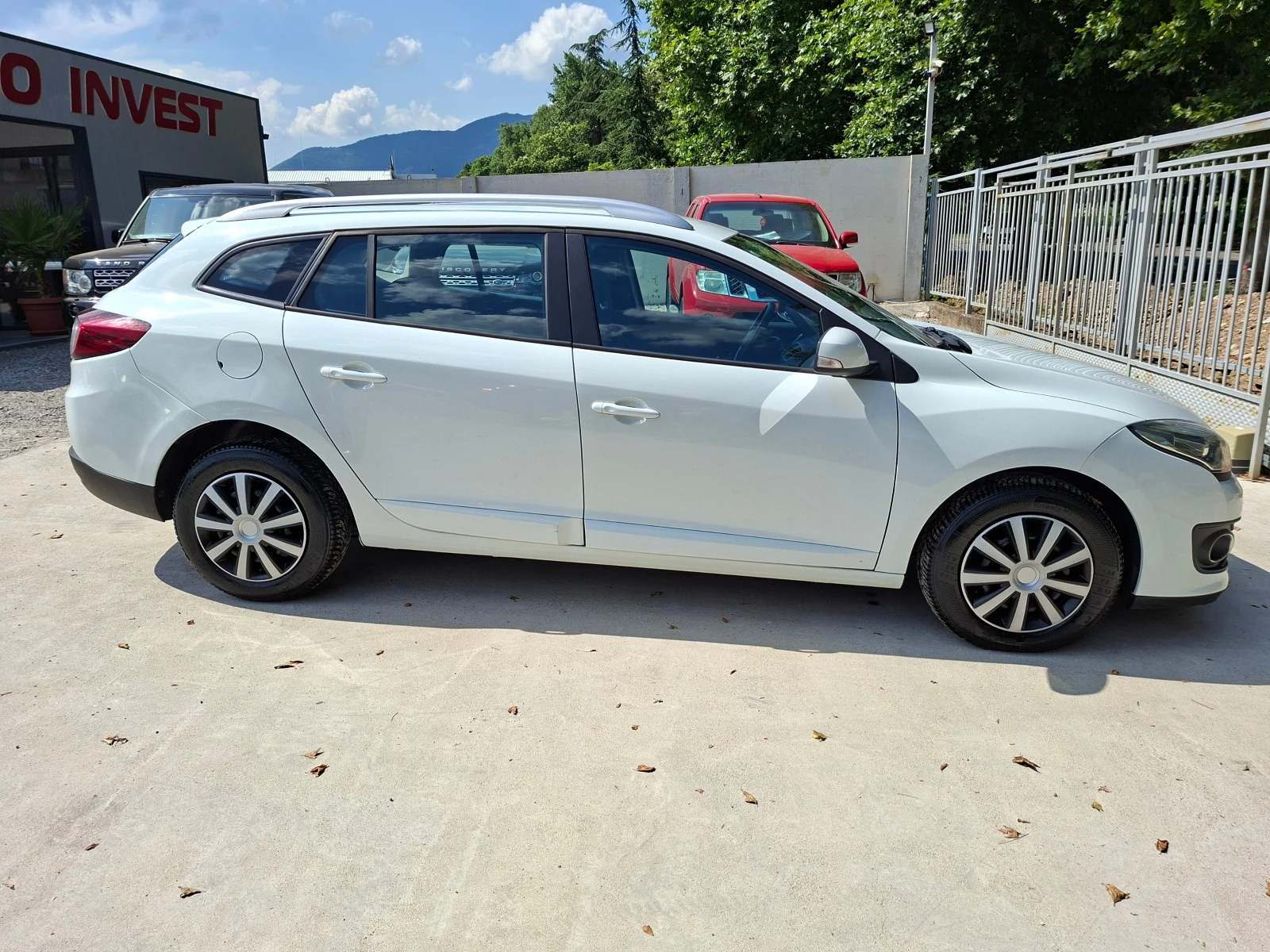Renault Megane 1.5/110кс, снимка 8 - Автомобили и джипове - 55121159