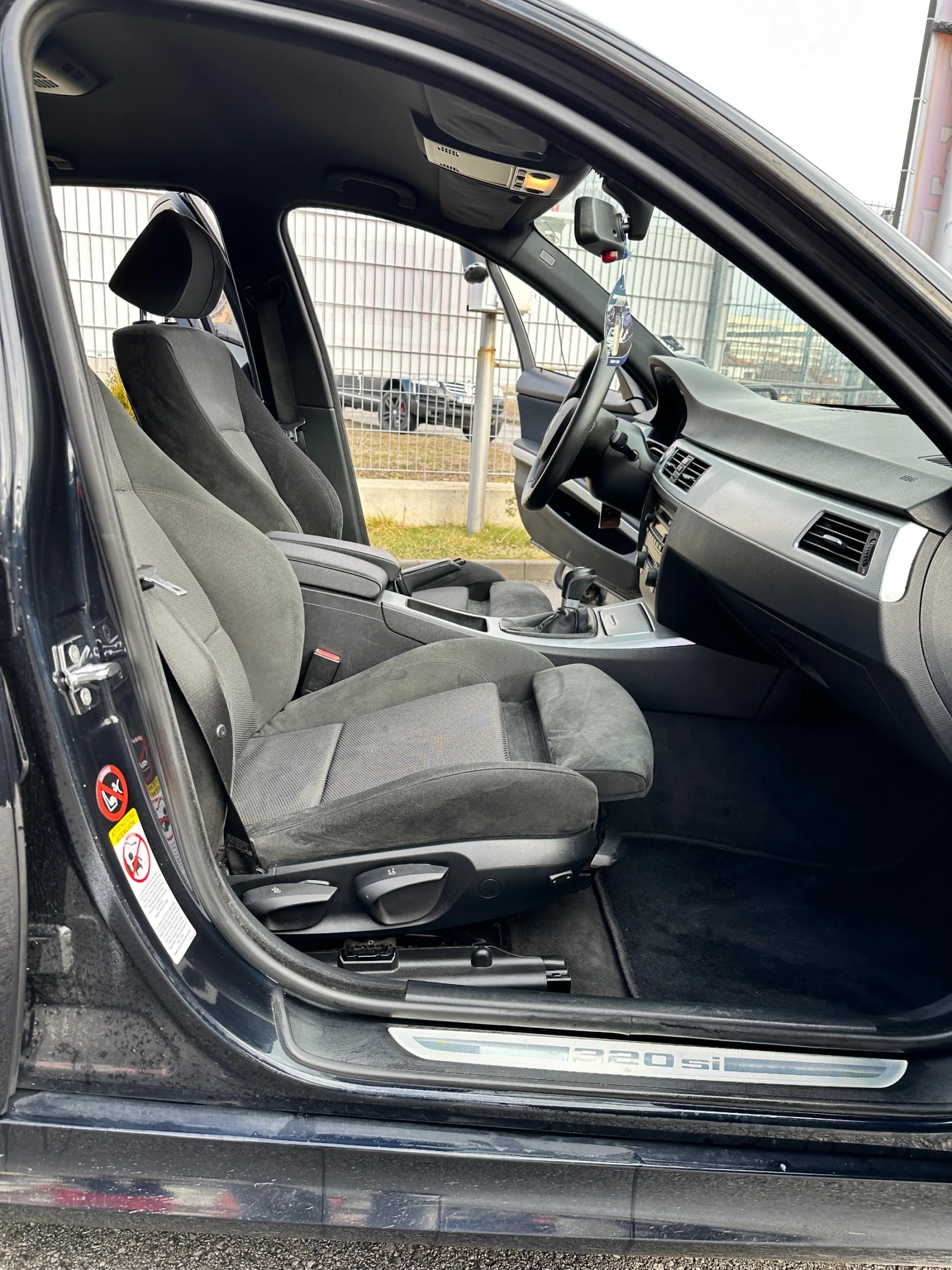 BMW 320 si, снимка 12 - Автомобили и джипове - 55125065