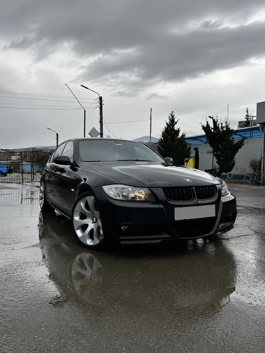 BMW 320 si, снимка 2 - Автомобили и джипове - 55125065