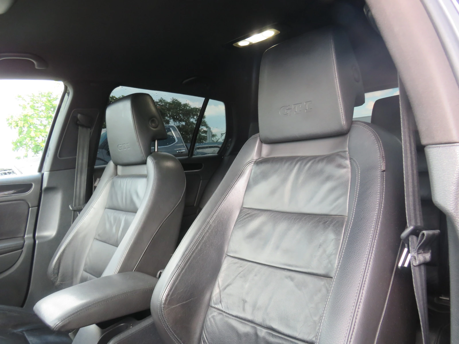 VW Golf GTI DSG NAVI RECARO LED, снимка 14 - Автомобили и джипове - 55130917