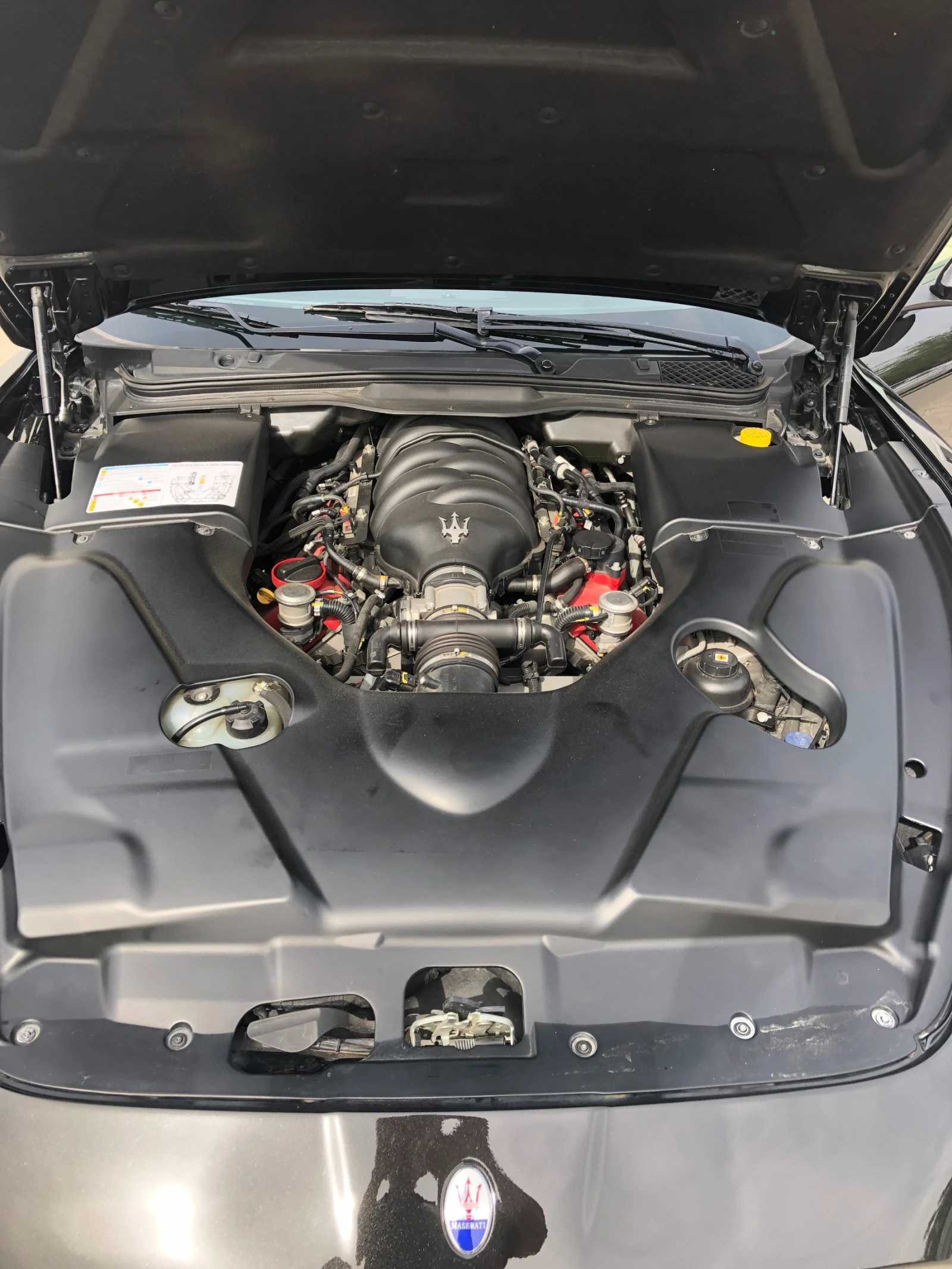 Maserati GranTurismo 4.7 S V8 80 000км Япония, снимка 9 - Автомобили и джипове - 55200728