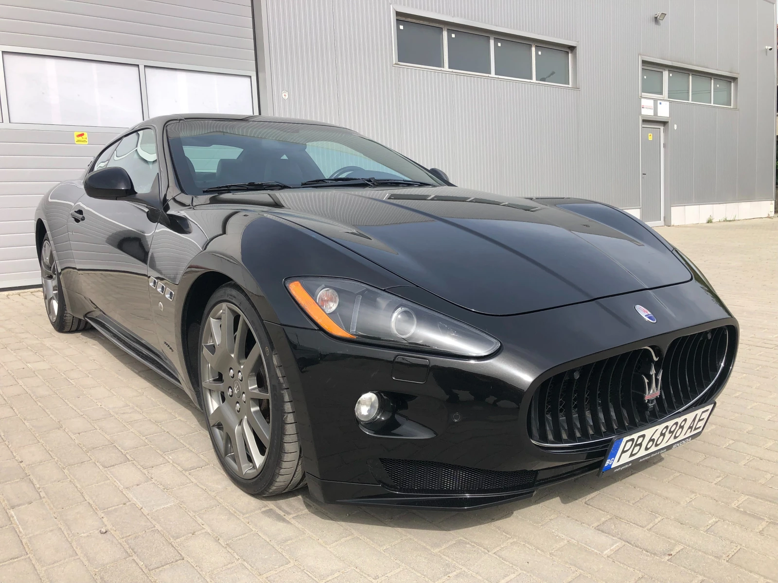Maserati GranTurismo 4.7 S V8 80 000км Япония, снимка 4 - Автомобили и джипове - 55200728