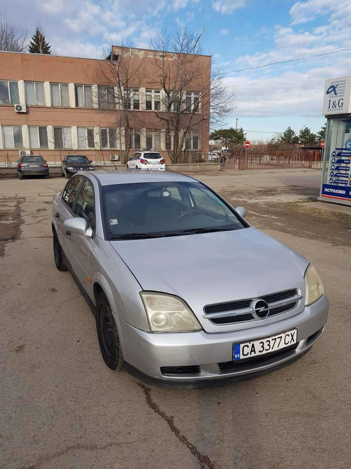 Opel Vectra 1.8, снимка 2 - Автомобили и джипове - 55377634