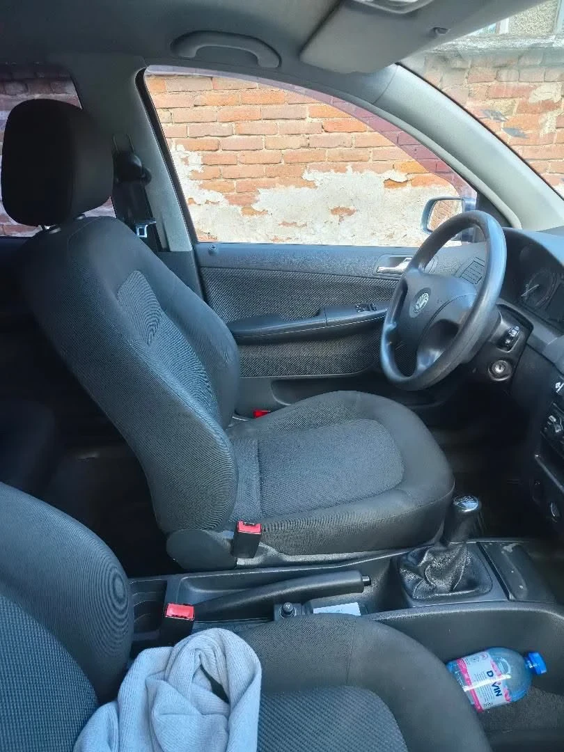 Skoda Fabia 1.4, снимка 5 - Автомобили и джипове - 55437658