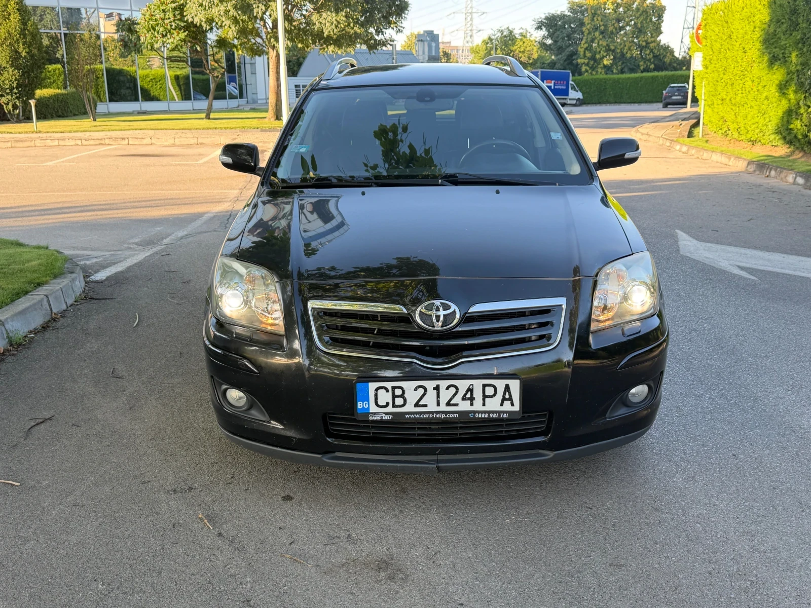 Toyota Avensis Facelift , снимка 2 - Автомобили и джипове - 55468211