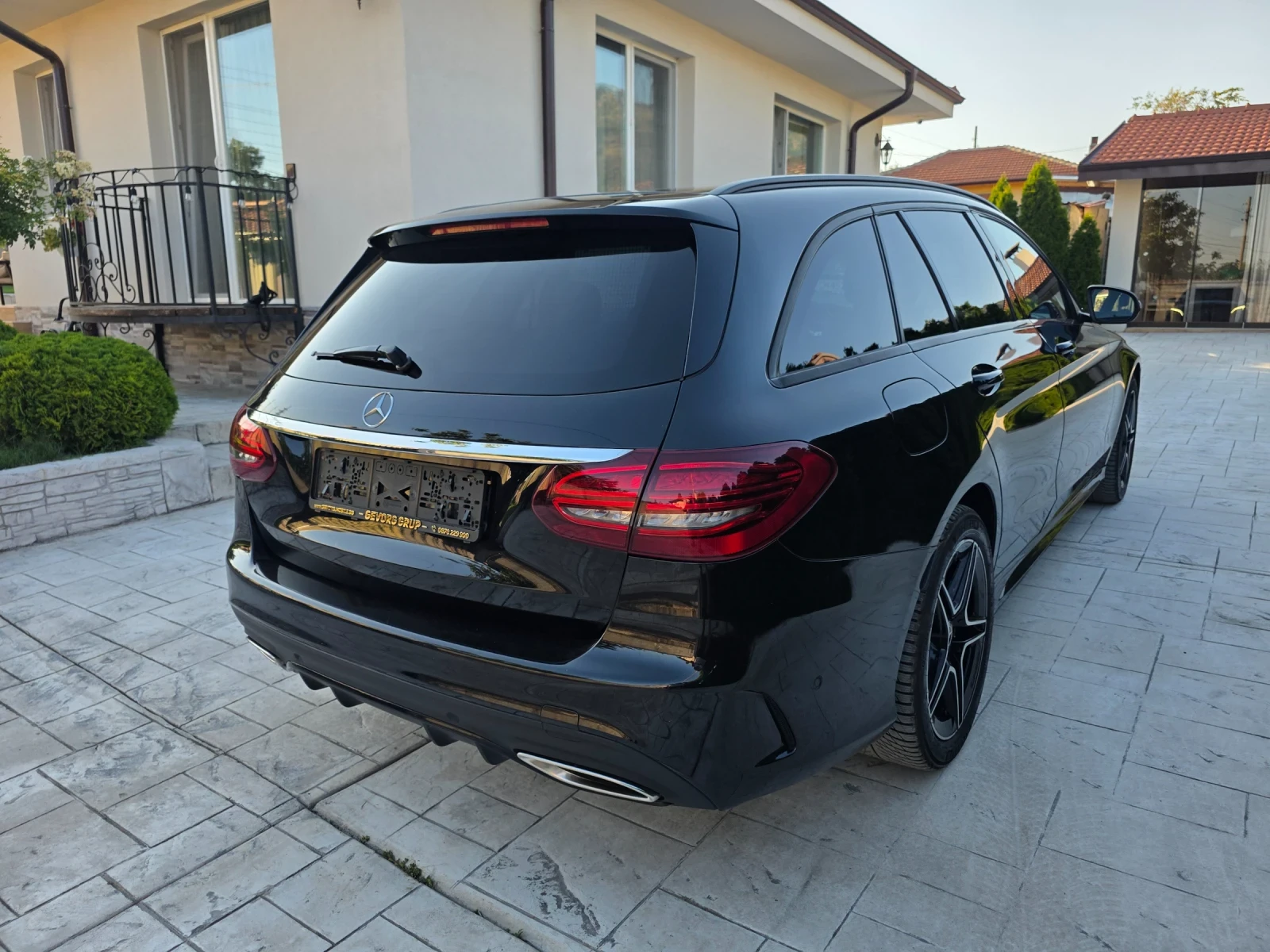 Mercedes-Benz C 300 2.0 AMG PREMIUM PLUS , снимка 5 - Автомобили и джипове - 55476782