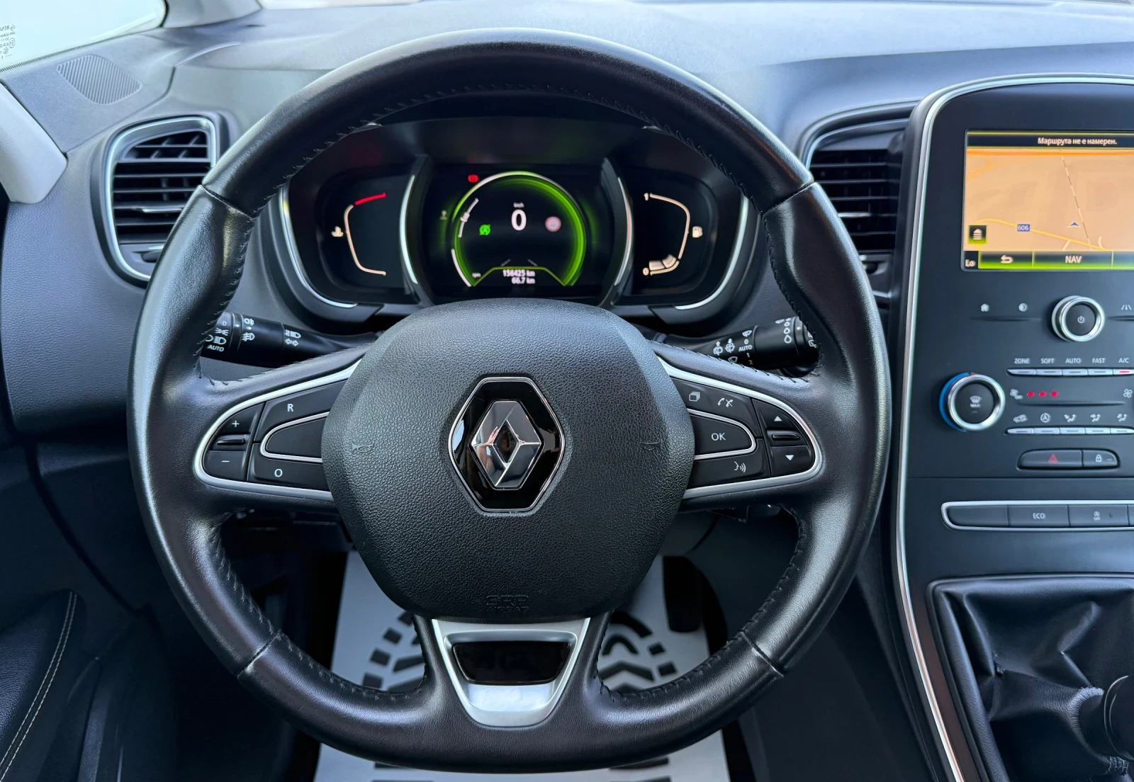 Renault Scenic 1.5dci* 110k.c* TOP* СЕРВИЗНА ИСТОРИЯ* , снимка 12 - Автомобили и джипове - 55541611