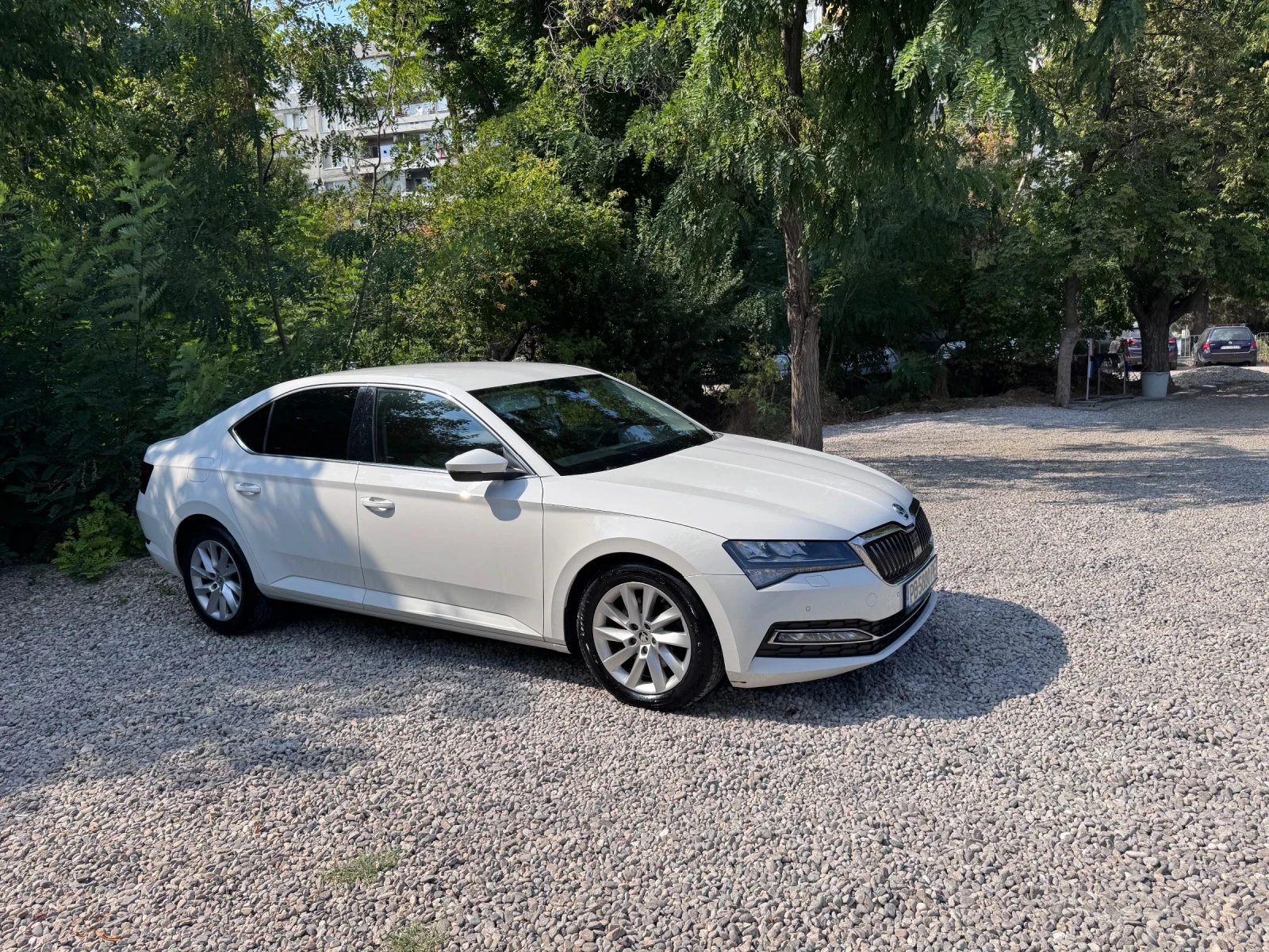 Skoda Superb 2.0 TDI 190 кс 4х4, снимка 7 - Автомобили и джипове - 55707852