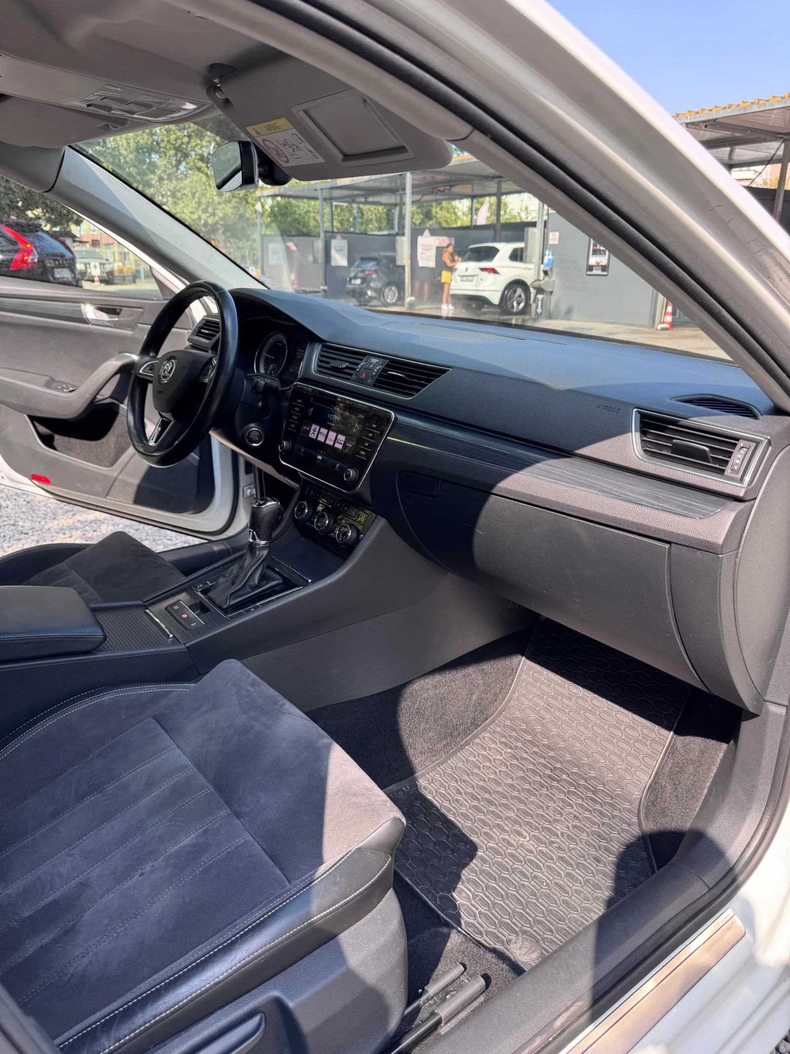 Skoda Superb 2.0 TDI 190 кс 4х4, снимка 9 - Автомобили и джипове - 55707852