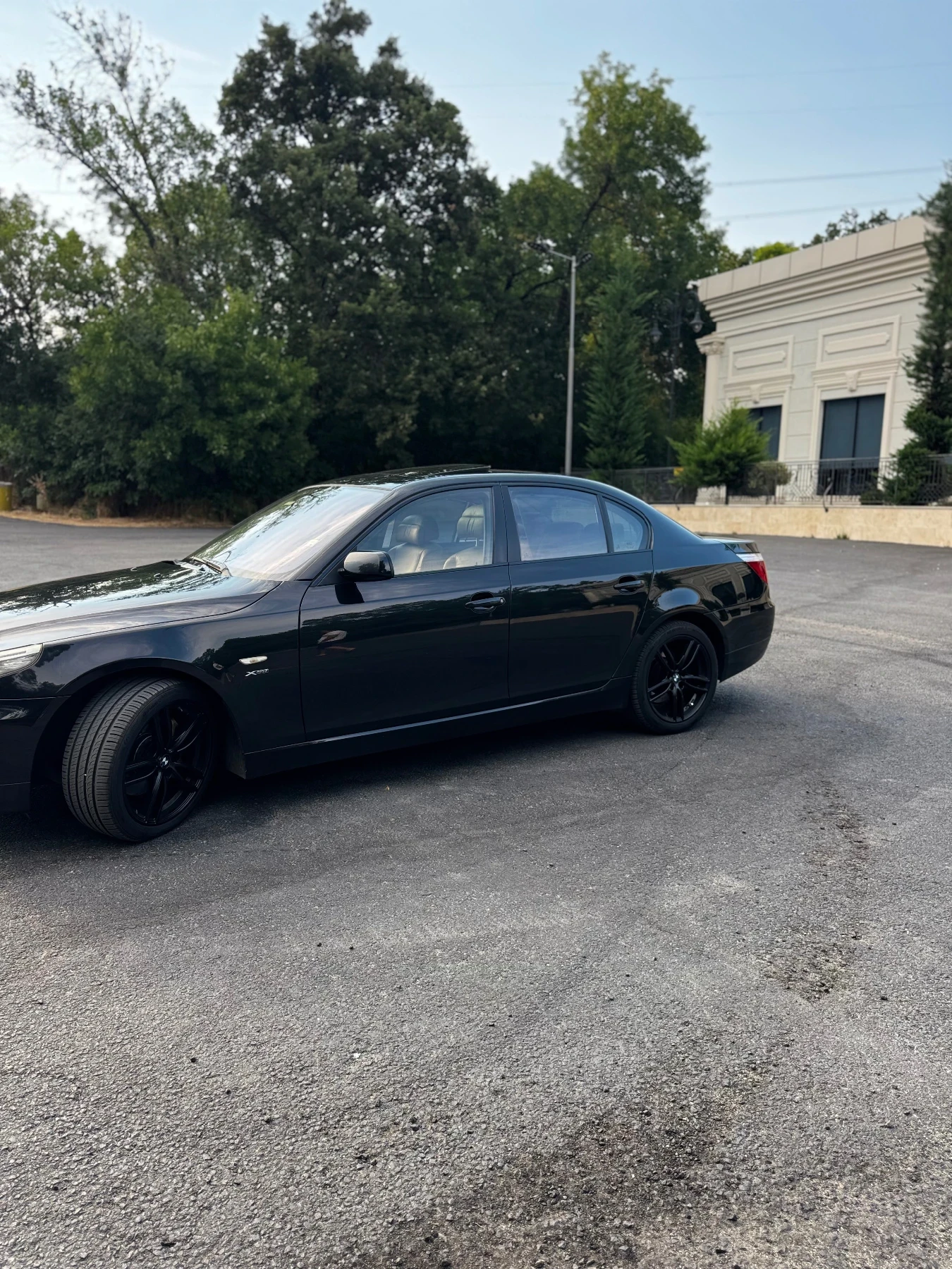 BMW 530 xdrive, снимка 11 - Автомобили и джипове - 55710477