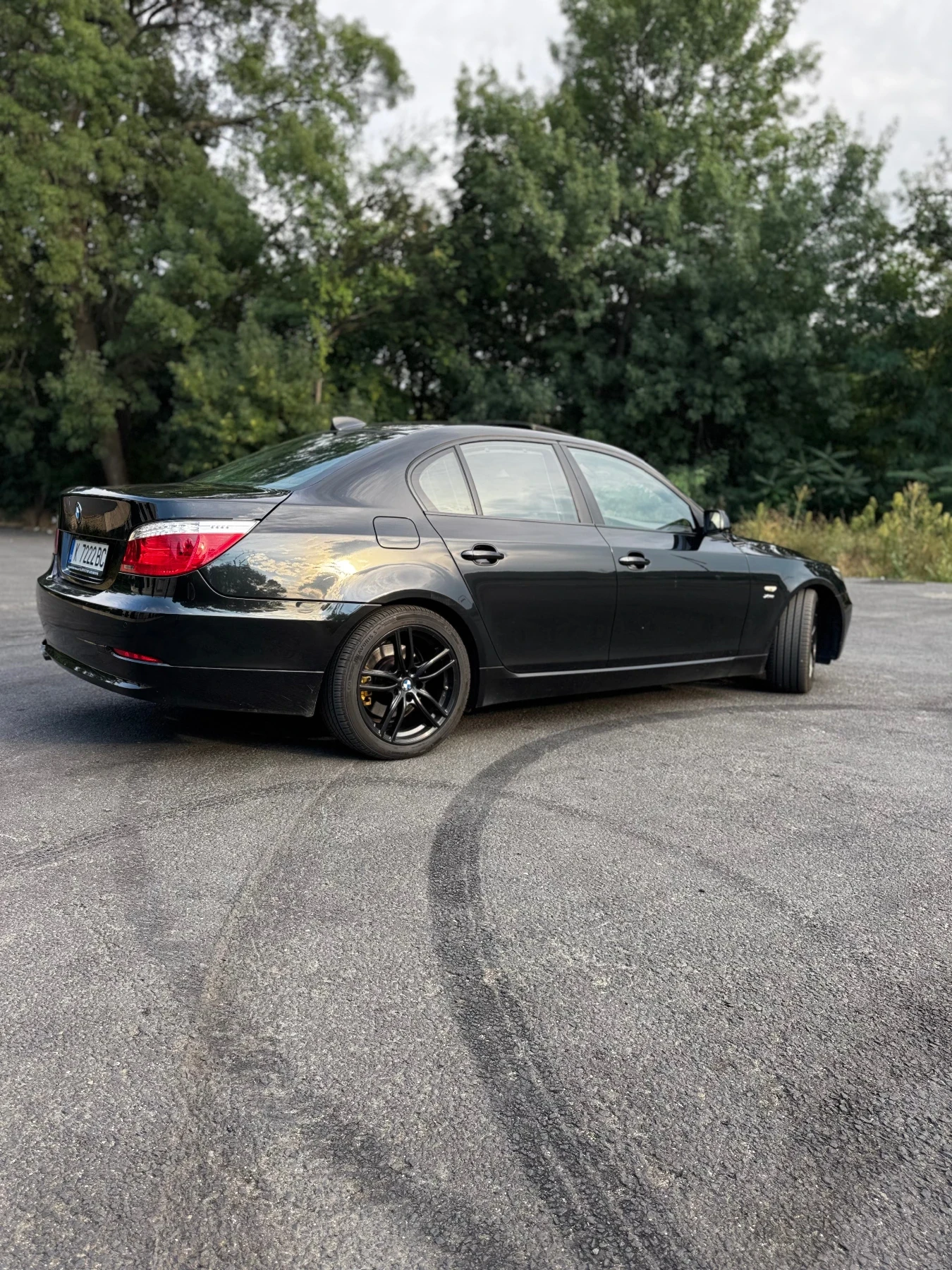 BMW 530 xdrive, снимка 12 - Автомобили и джипове - 55710477