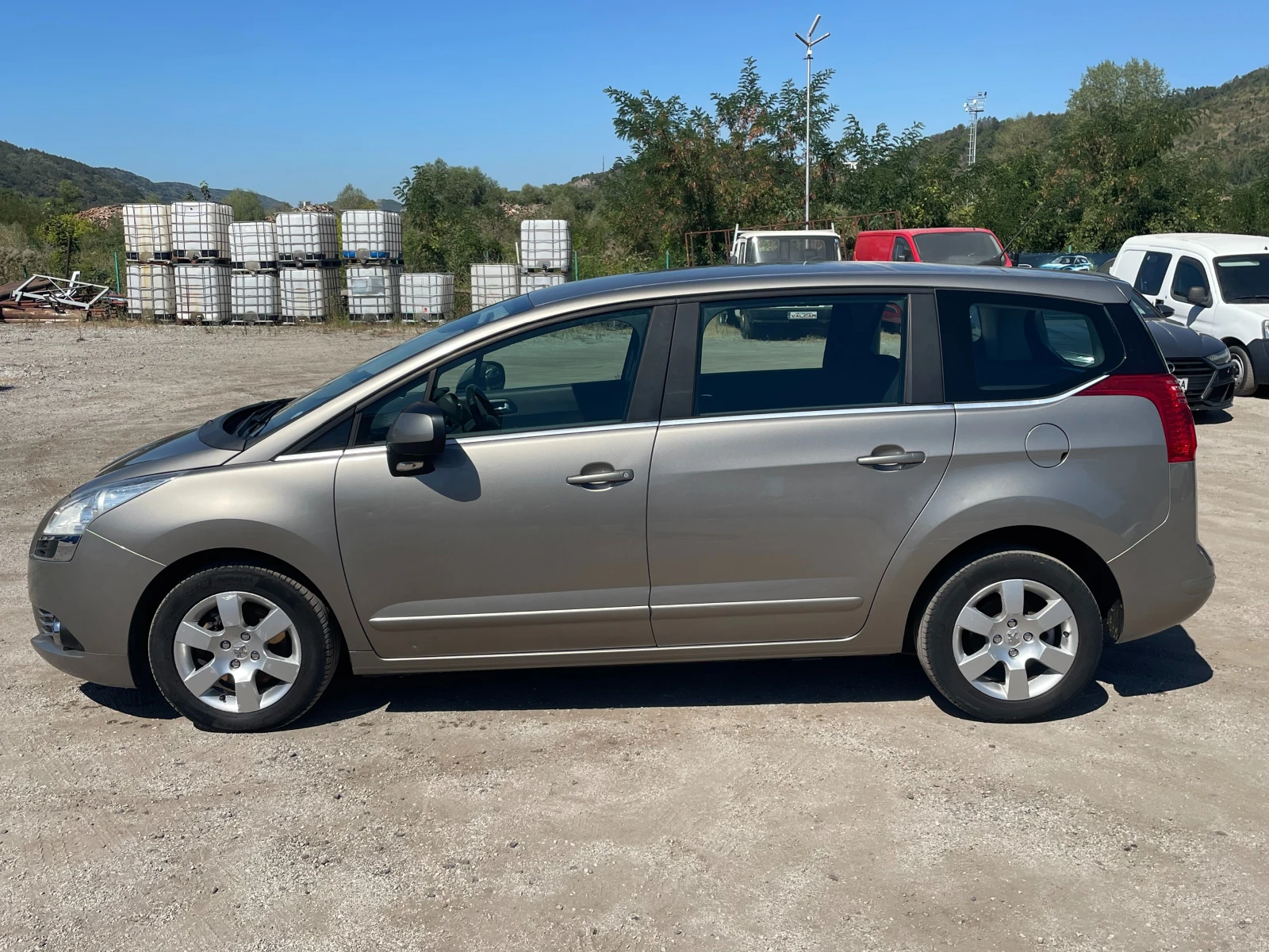 Peugeot 5008 НОВ ВНОС , снимка 4 - Автомобили и джипове - 55739609