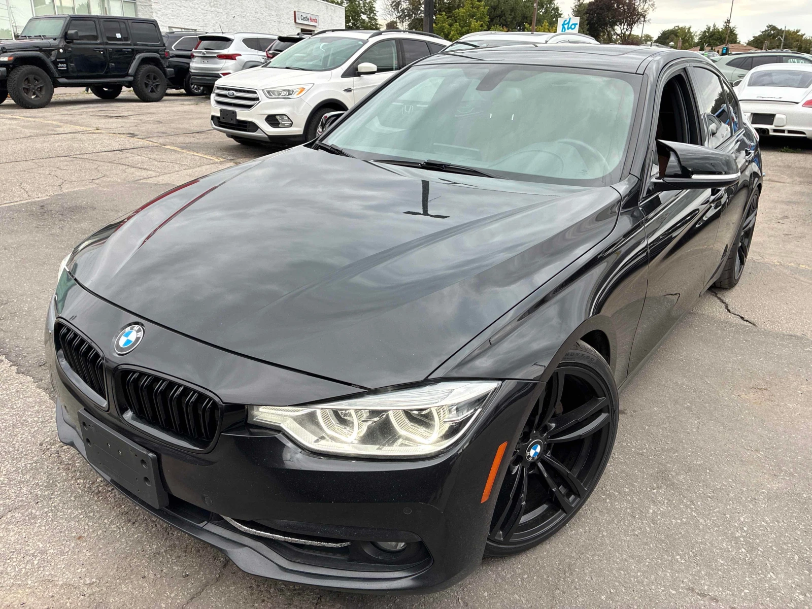 BMW 330 i xDrive | CARFAX | БЕЗ ИНЦИДЕНТИ 