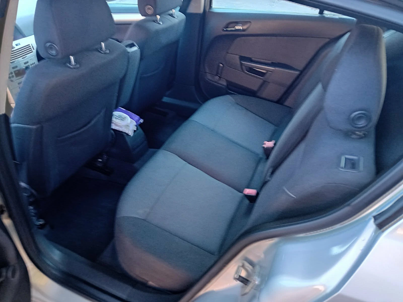 Opel Astra, снимка 8 - Автомобили и джипове - 56166670